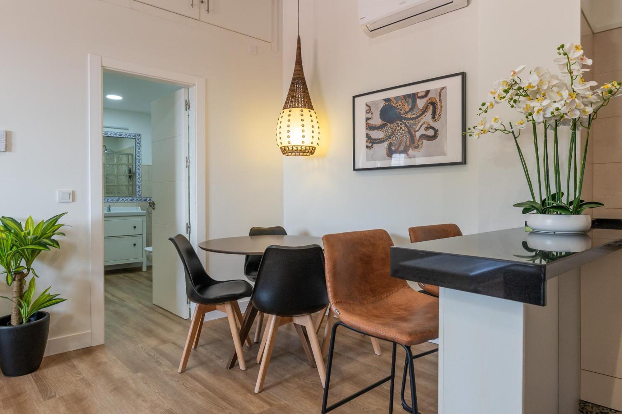 말라가 Sea View With Shared Terrace 아파트 외부 사진
